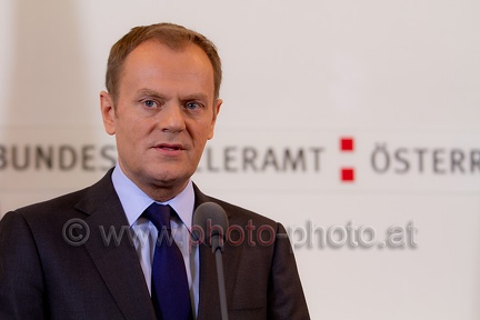 Donald Tusk bei Bundeskanzler Faymann (20110408 0030)